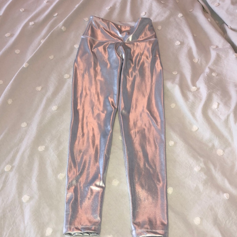 Silver chrome Aerie leggings!